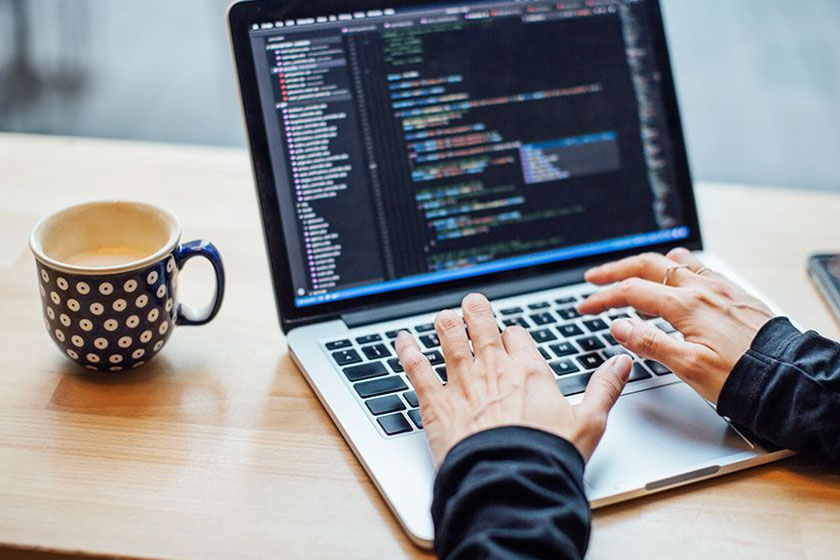 برنامه نویسی فریلنس